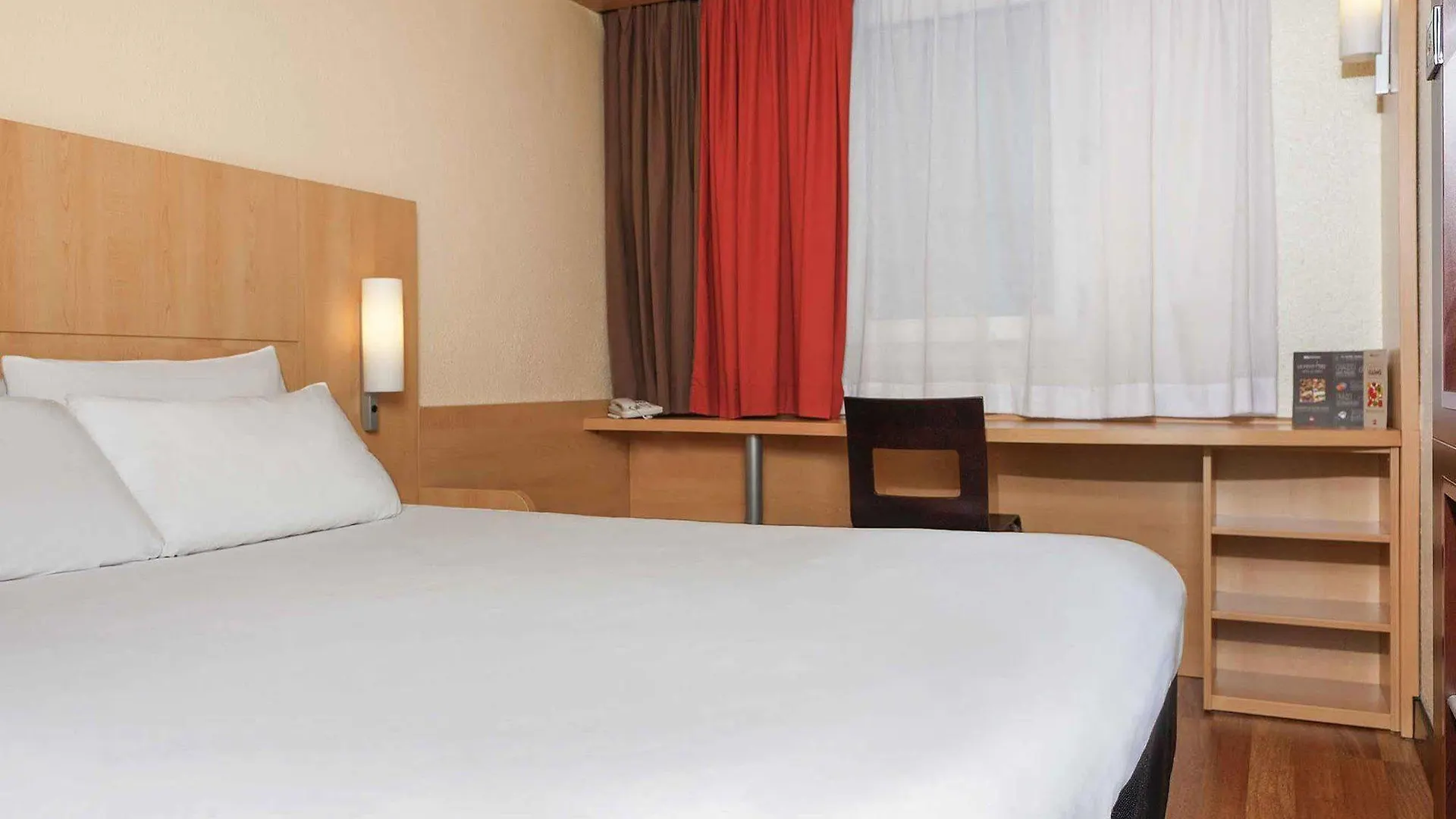 Hotel Ibis Gare Du Nord La Fayette 3*